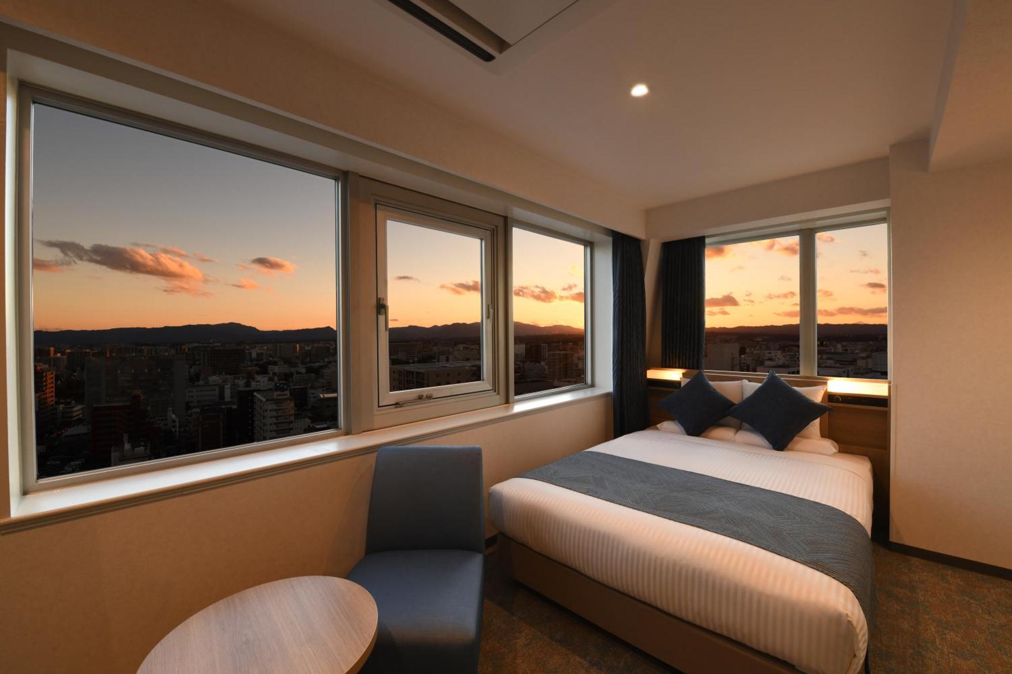 Art Hotel Miyazaki Sky Tower Exterior photo
