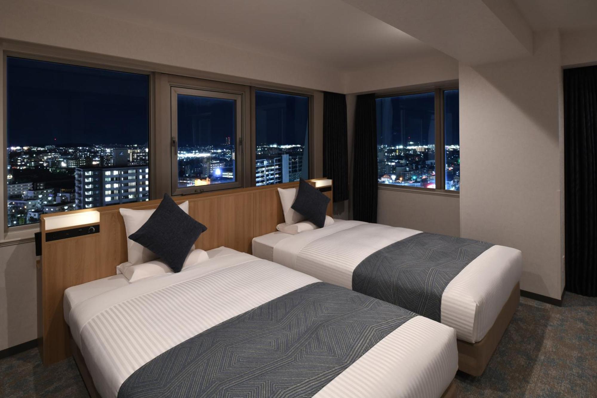 Art Hotel Miyazaki Sky Tower Exterior photo